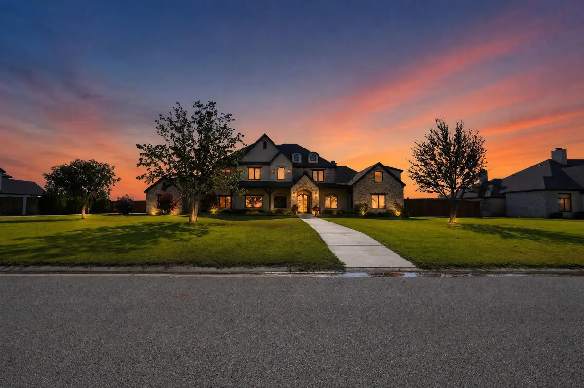 4812 N County Road 1450, Shallowater, TX 79363 - #1