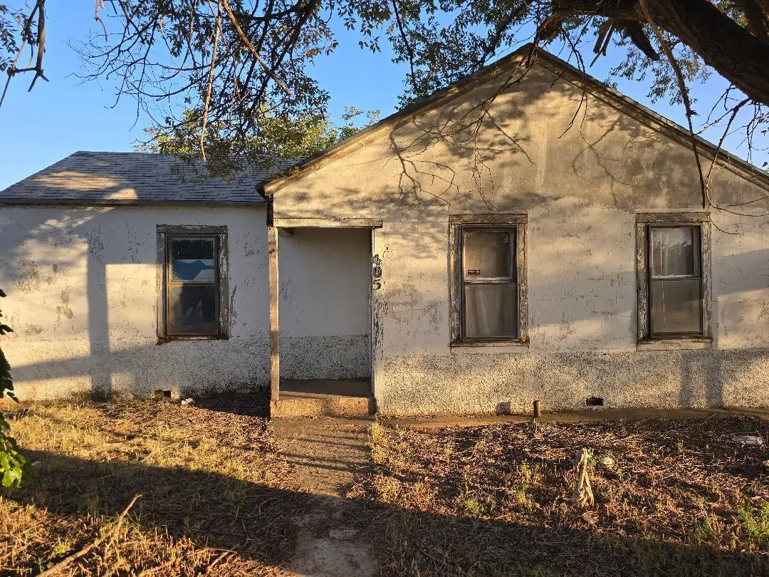 405 N 10th Street, Lamesa, TX 79331 - #1