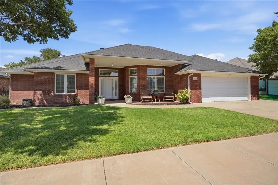 404 Longhorn Street, Wolfforth, TX 79382 - #2