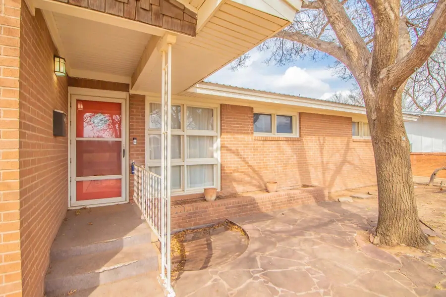 2806 58th Street, Lubbock, TX 79413 - #2