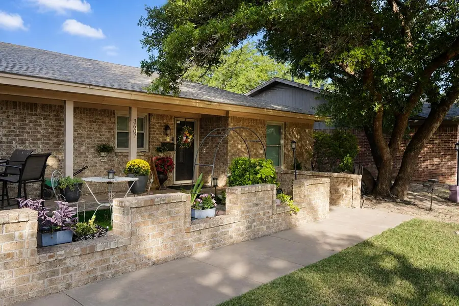 3607 Knoxville Drive, Lubbock, TX 79423 - #3
