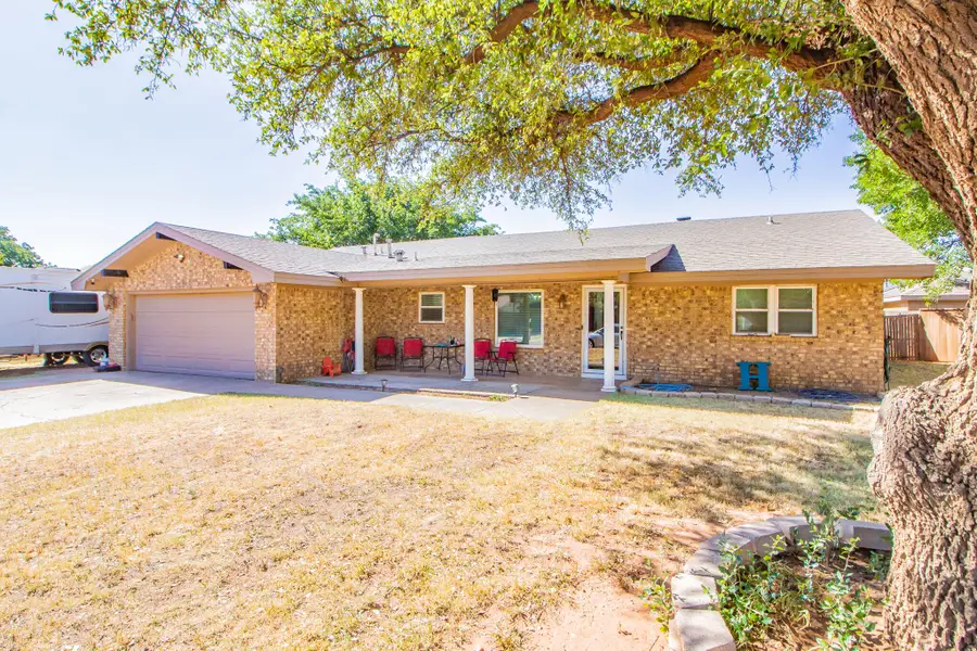 1606 E Casa Linda Lane, Brownfield, TX 79316 - #2