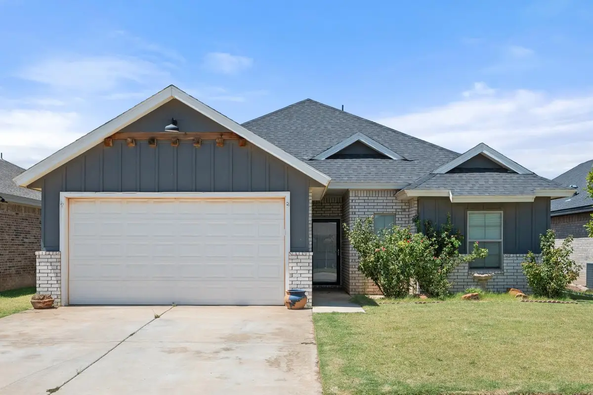 1105 N Gardner Avenue, Lubbock, TX 79416 - #1