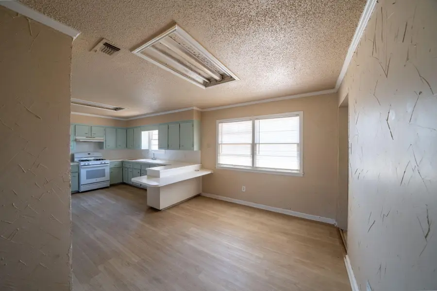 2611 43rd Street, Lubbock, TX 79413 - #3
