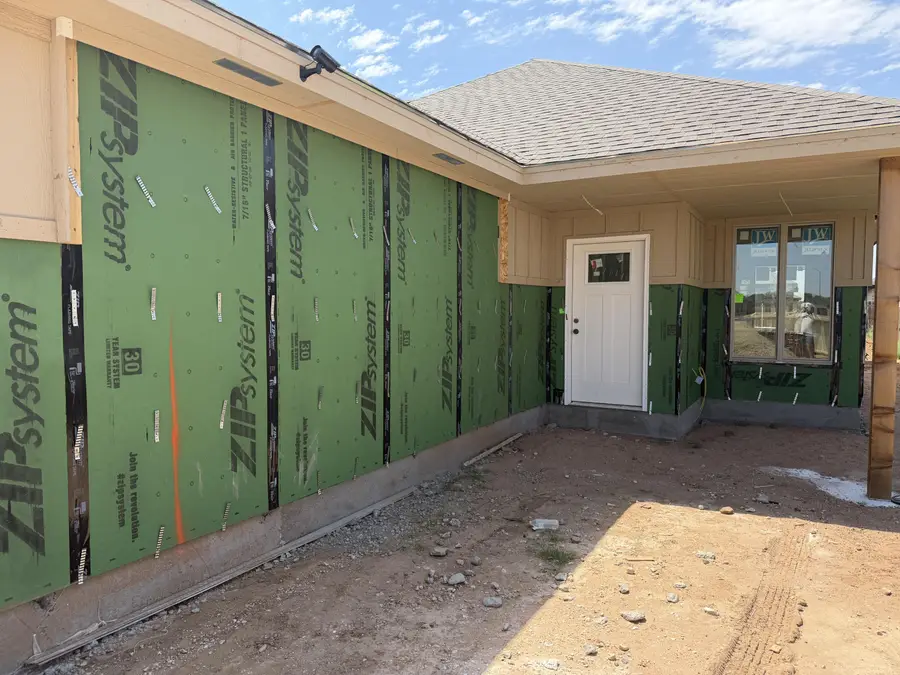 5902 Viola Avenue, Lubbock, TX 79407 - #3
