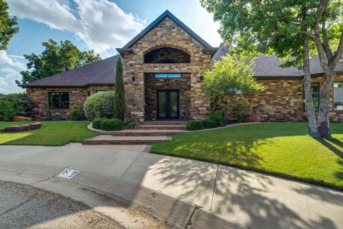15 Whisperwood Circle, Lubbock, TX 79416 - #1