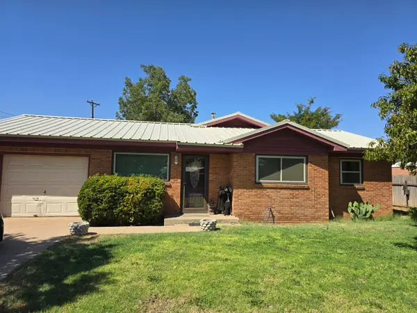 601 E 4th Street, Denver City, TX 79323