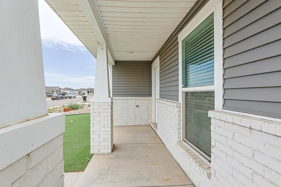 410 E 30th Street, Wolfforth, TX 79382 - #3