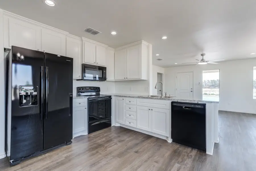 923 E Fordham Street, Lubbock, TX 79403 - #3