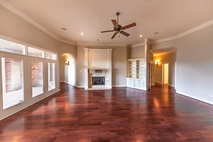 9807 Savannah Avenue, Lubbock, TX 79424 - #3