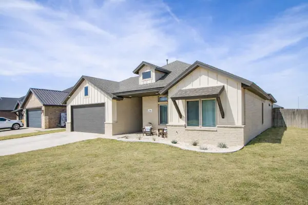 716 Ventoso Circle, Wolfforth, TX 79382