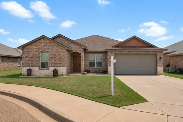 306 Hampshire Avenue, Wolfforth, TX 79382