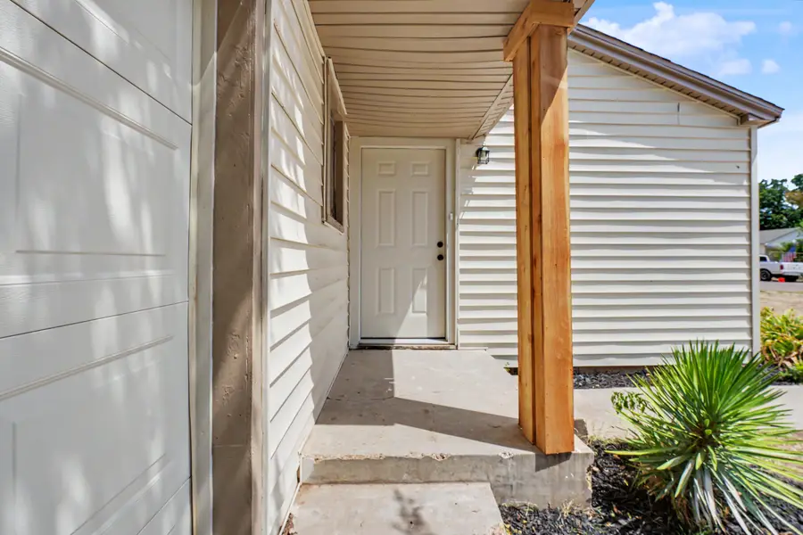 4018 32nd Street, Lubbock, TX 79410 - #3