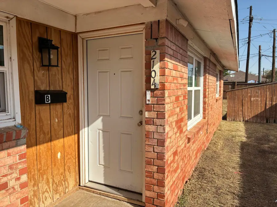 2104 22nd Street, Lubbock, TX 79411 - #2