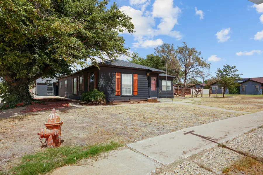 101 Watts Avenue, Ralls, TX 79357 - #3