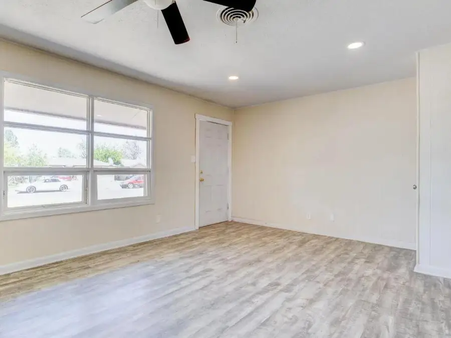 1404 E Reppto Street, Brownfield, TX 79316 - #2