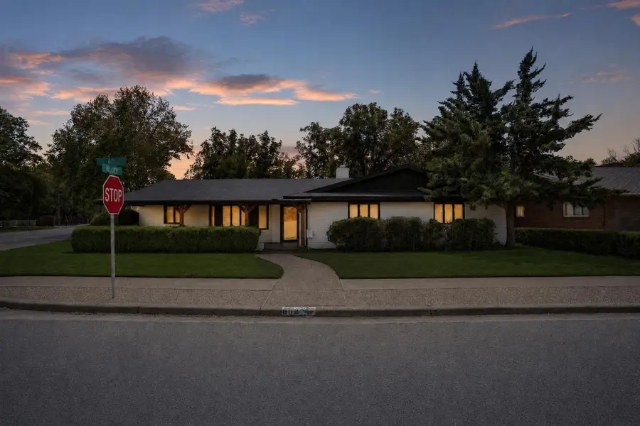 802 W 6th Street, Idalou, TX 79329 - #2