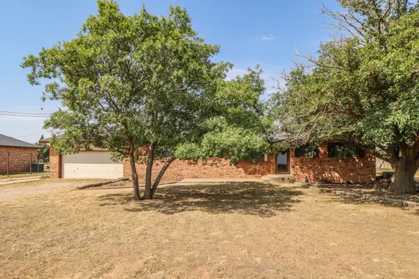10811 N County Road 1500, Shallowater, TX 79363