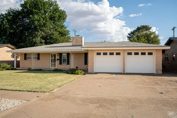 819 Cedar Street, Floydada, TX 79235