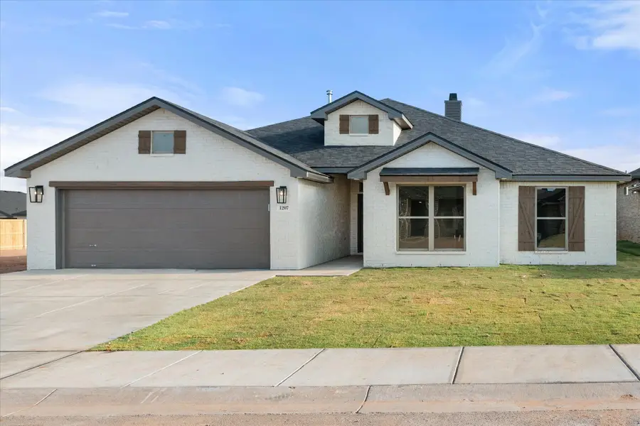 1207 E 31st Street, Wolfforth, TX 79382 - #2