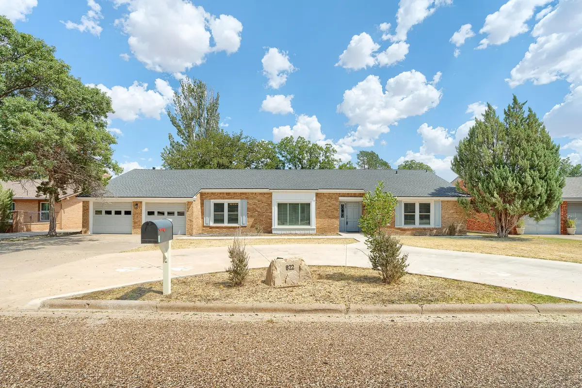 822 Itasca Street, Plainview, TX 79072 - #1
