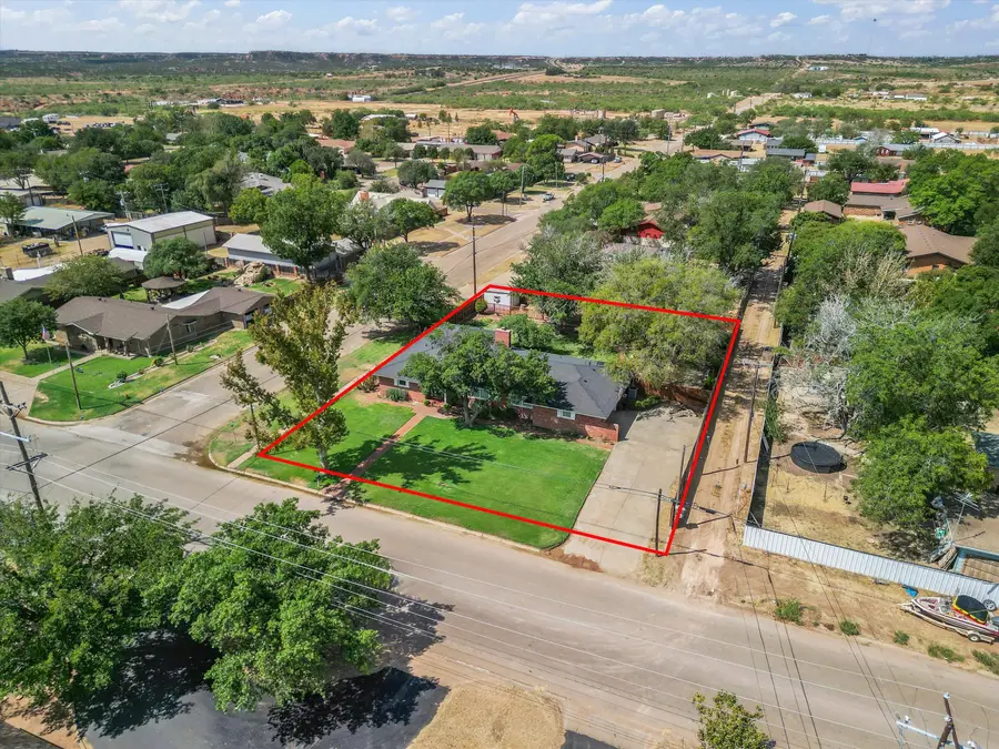201 N Avenue S, Post, TX 79356 - #2