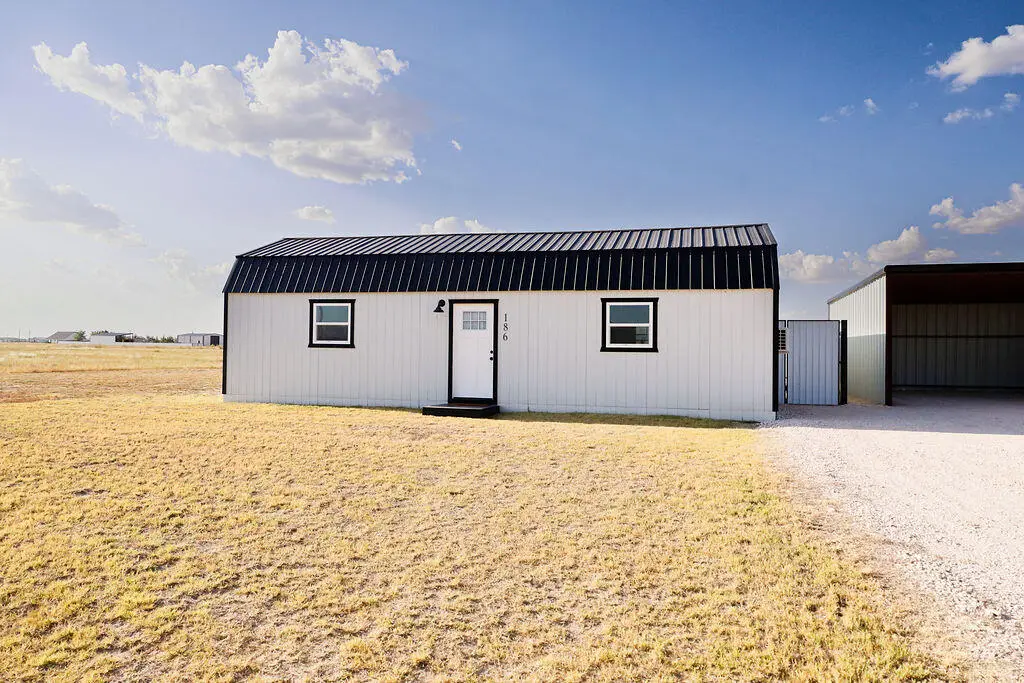 186 Private Road 411m Road, Seminole, TX 79360 - #1