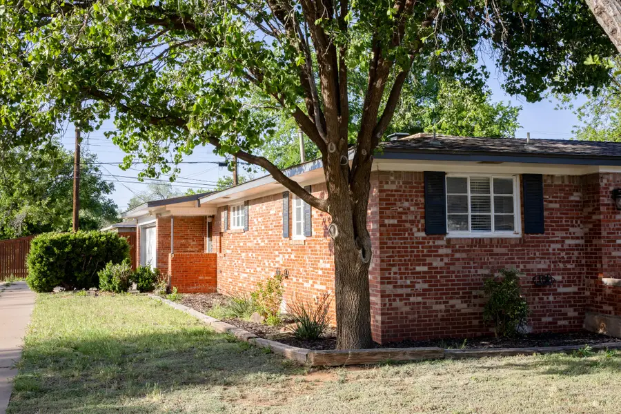 3220 31st Street, Lubbock, TX 79410 - #3