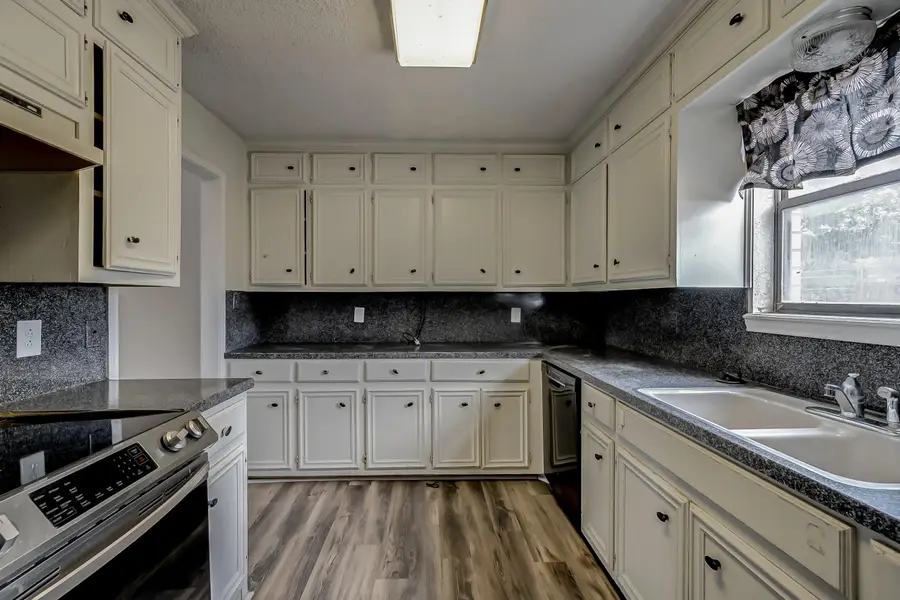 6829 Hyden Avenue, Lubbock, TX 79424 - #3