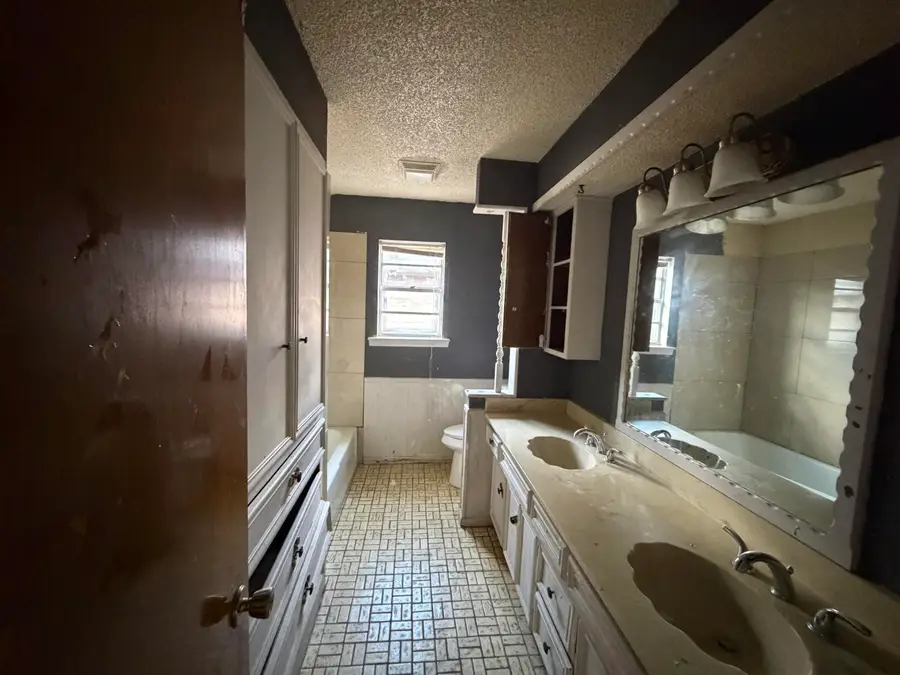2620 74th Place, Lubbock, TX 79423 - #3