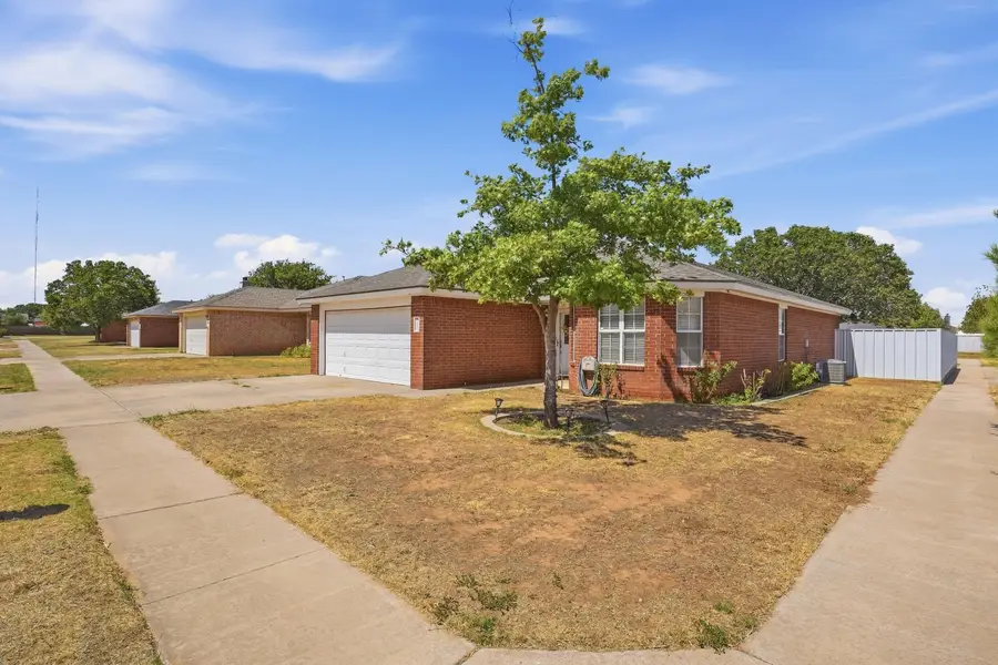 1802 76th Street, Lubbock, TX 79423 - #2