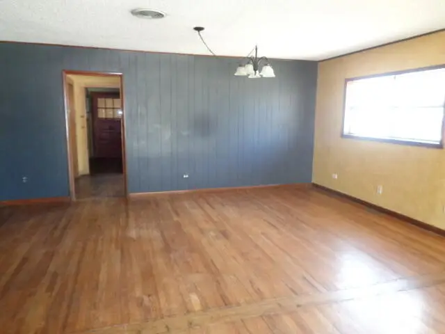 1015 Raleigh Street, Plainview, TX 79072 - #3