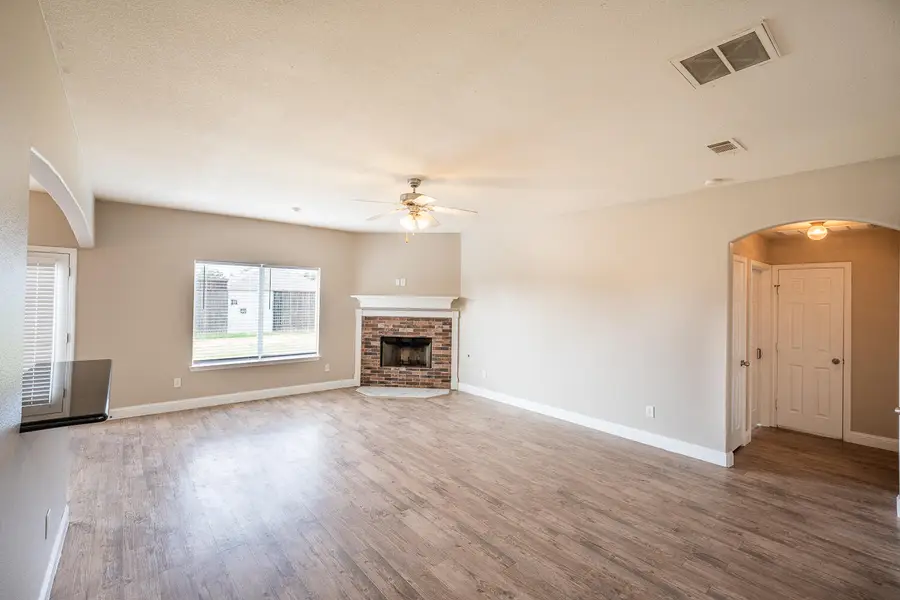 5907 102nd Street, Lubbock, TX 79424 - #2