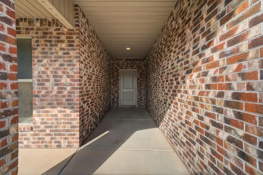 9808 Viola Avenue, Lubbock, TX 79424 - #2