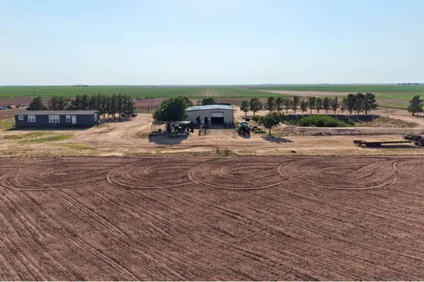 4160 Hummingbird Road, Ropesville, TX 79358