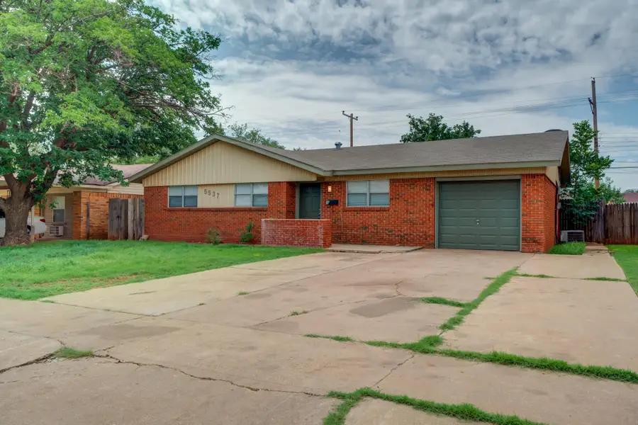 5537 17th Street, Lubbock, TX 79416 - #2