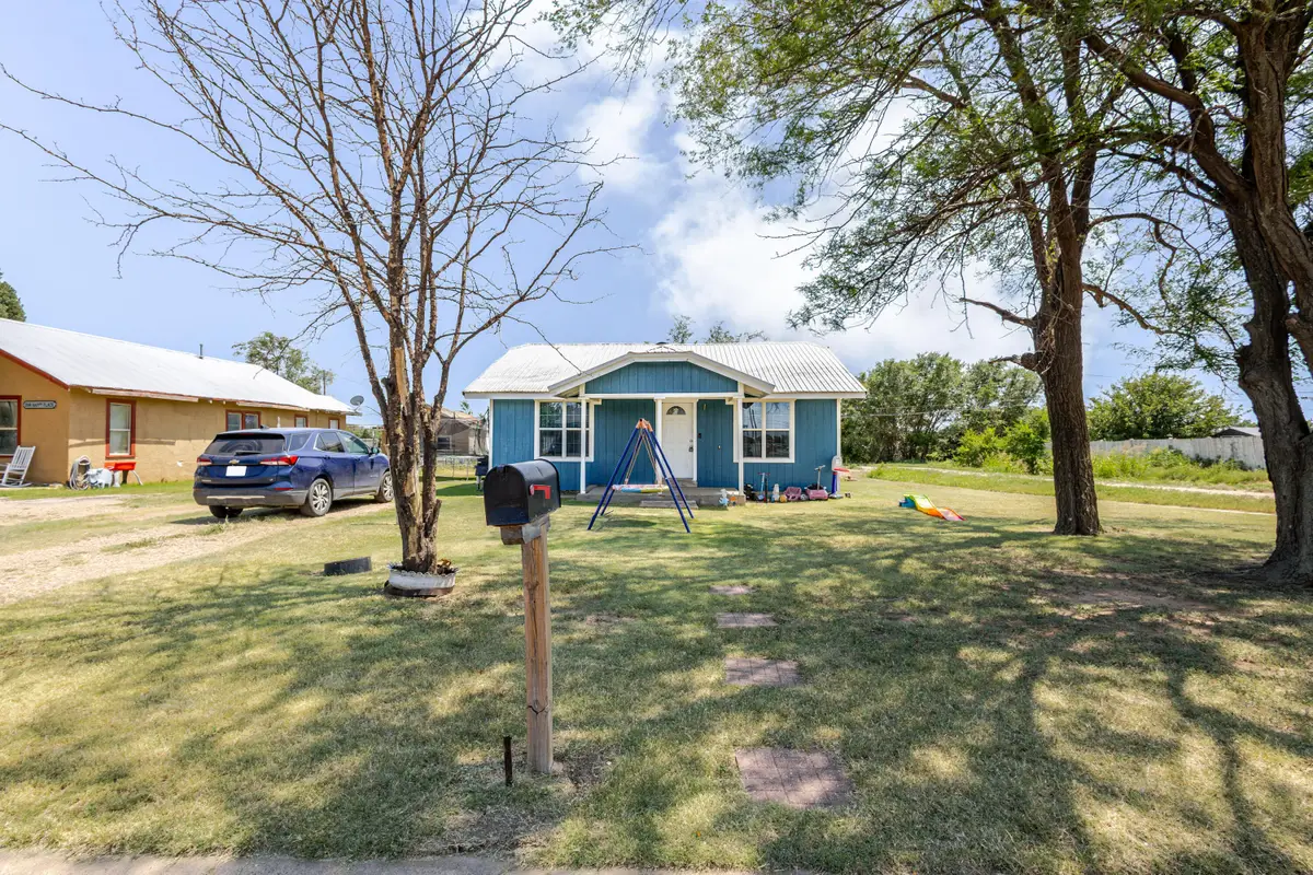 1309 W 23rd Street, Plainview, TX 79072 - #1