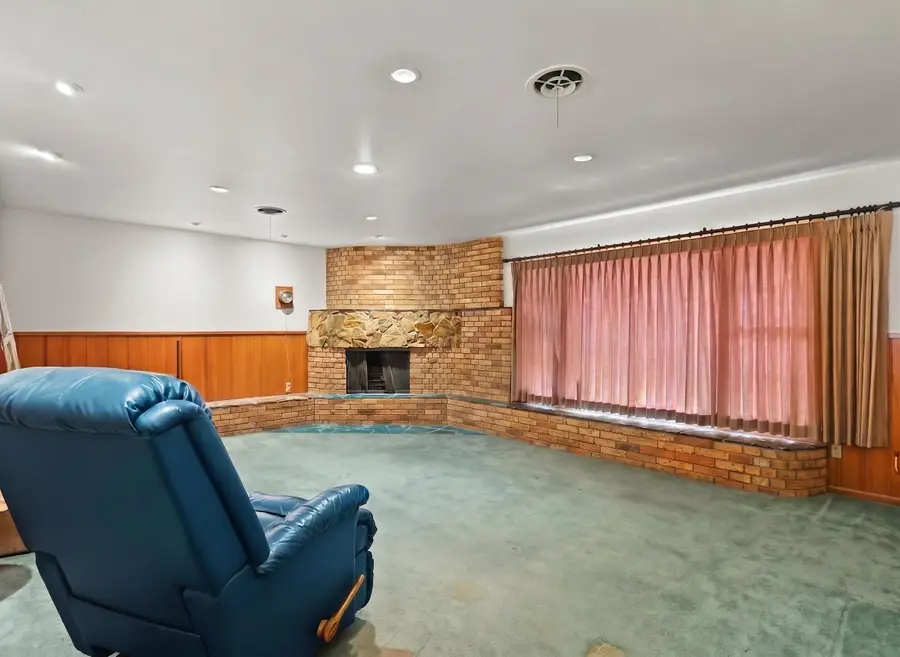 4913 17th Street, Lubbock, TX 79416 - #2