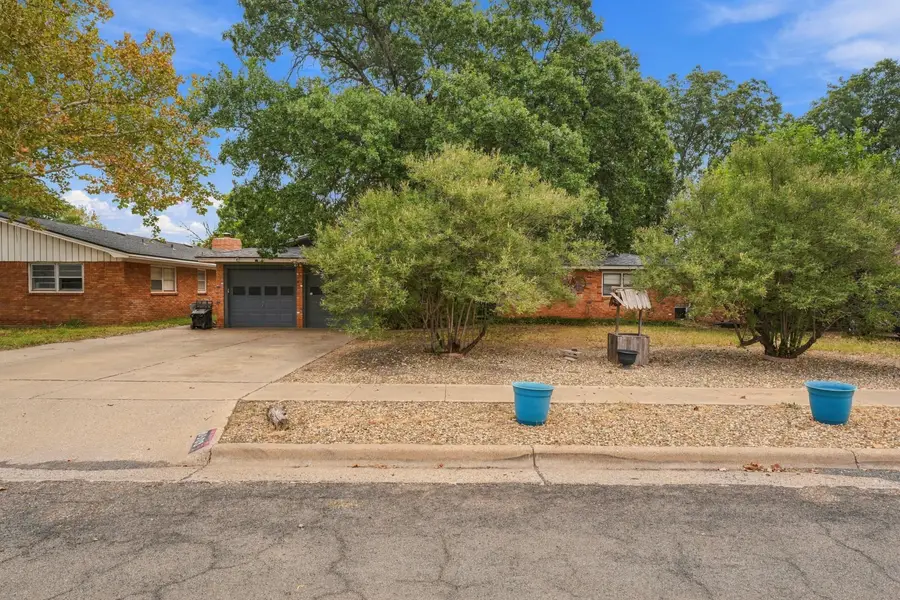 6903 Fremont Avenue, Lubbock, TX 79413 - #2