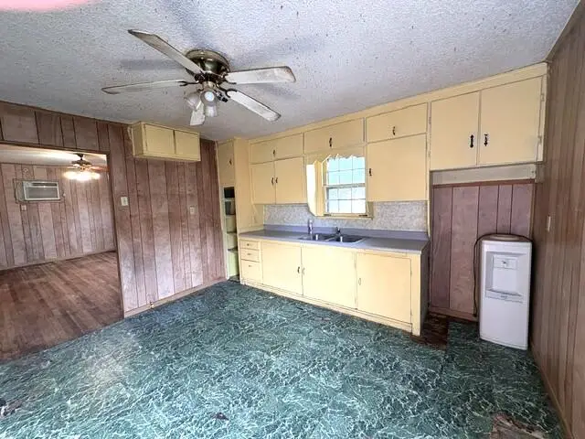 1816 N 2nd Street, Tahoka, TX 79373 - #3