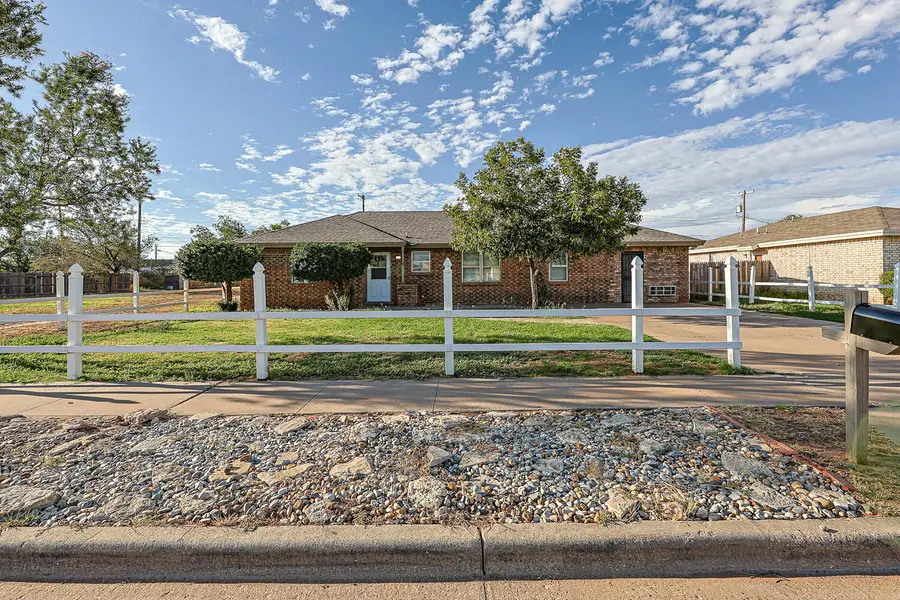 4605 Fordham Street, Lubbock, TX 79416 - #2