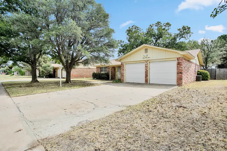 4411 58th Street, Lubbock, TX 79414 - #2