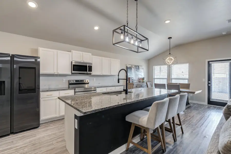 3203 Valencia Avenue, Lubbock, TX 79407 - #3