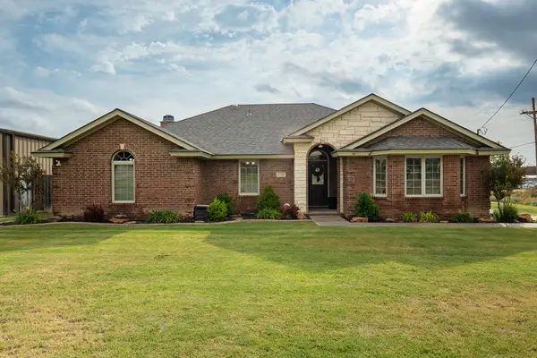 2102 Mesa Road, Lubbock, TX 79403