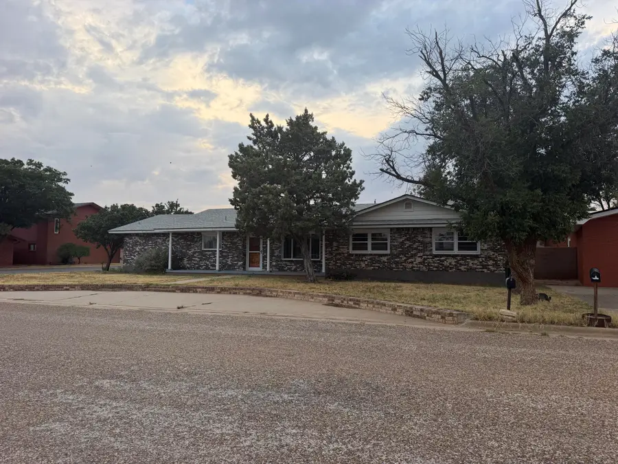 2108 S 6th Street, Lamesa, TX 79331 - #3