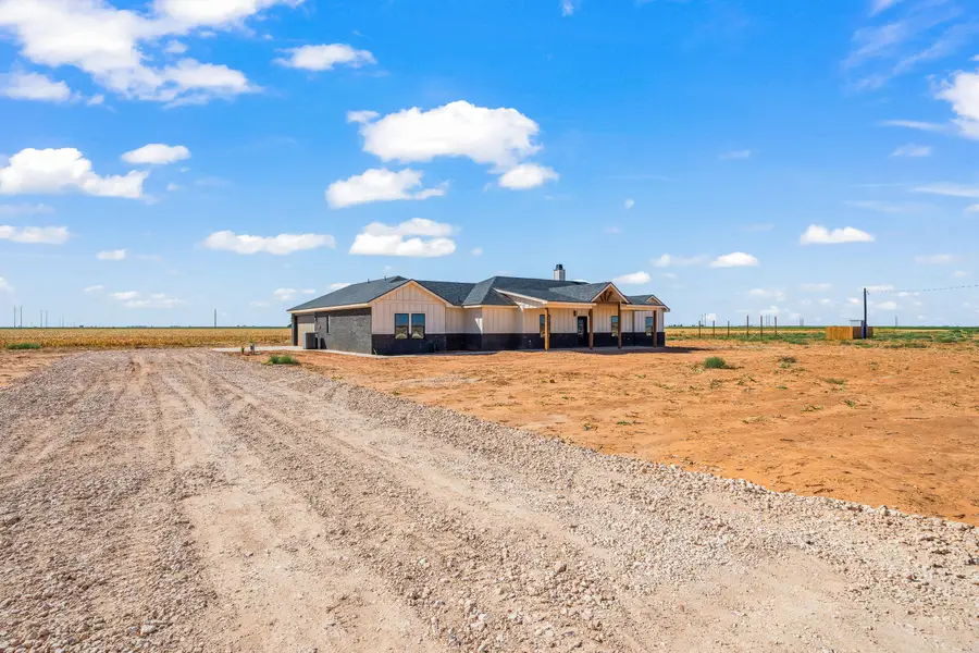 4024 Hawk Road, Ropesville, TX 79358 - #3