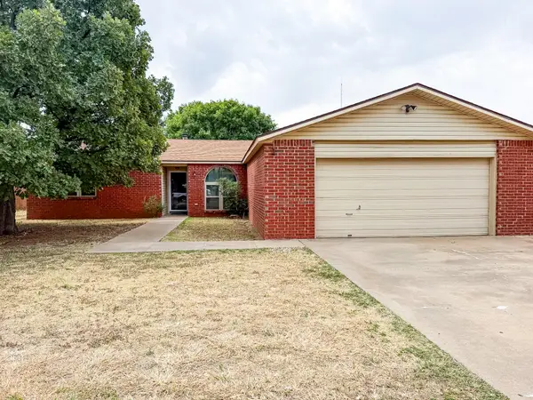 2409 92nd Street, Lubbock, TX 79423
