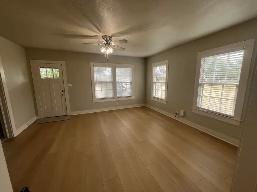 2127 N 1st Street, Tahoka, TX 79373 - #2