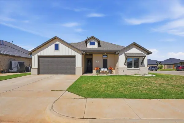 716 Ventoso Circle, Wolfforth, TX 79382