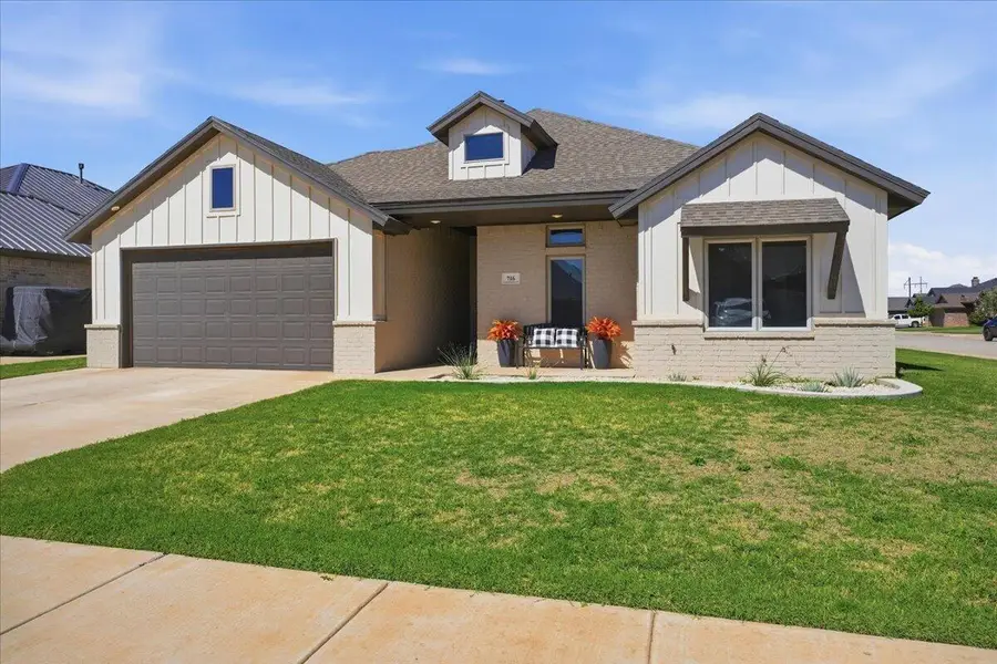 716 Ventoso Circle, Wolfforth, TX 79382 - #2